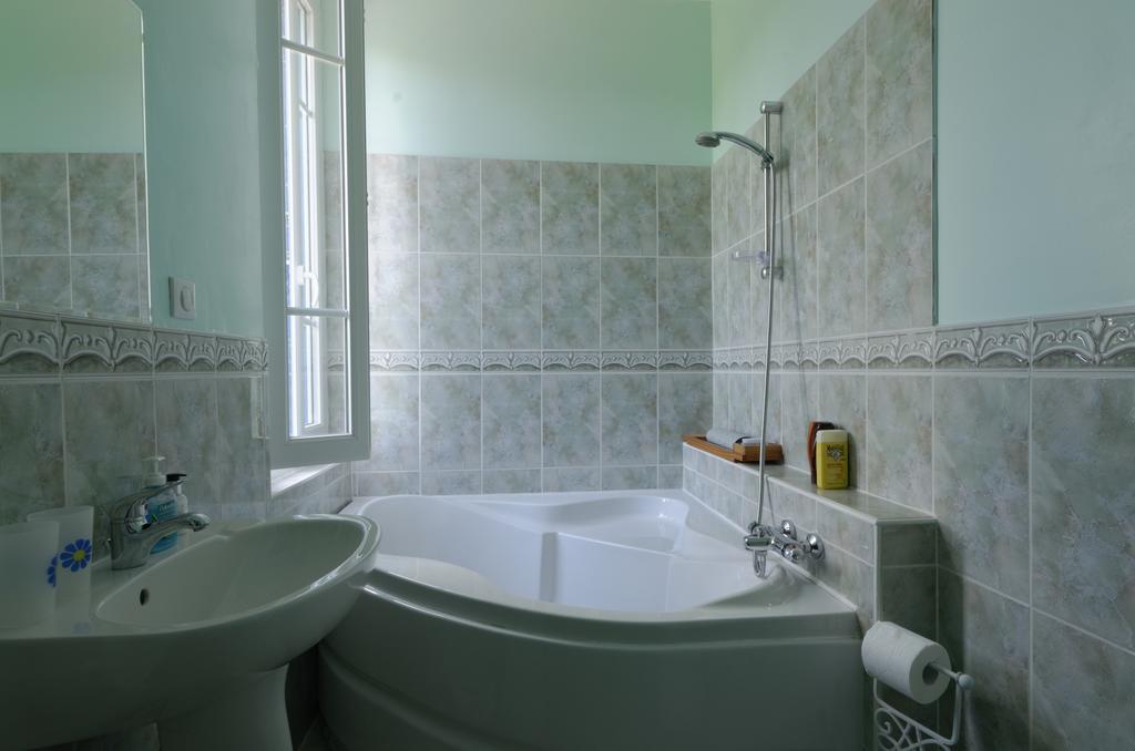 Les Heures Claires Cahuzac-sur-Vere ห้อง รูปภาพ